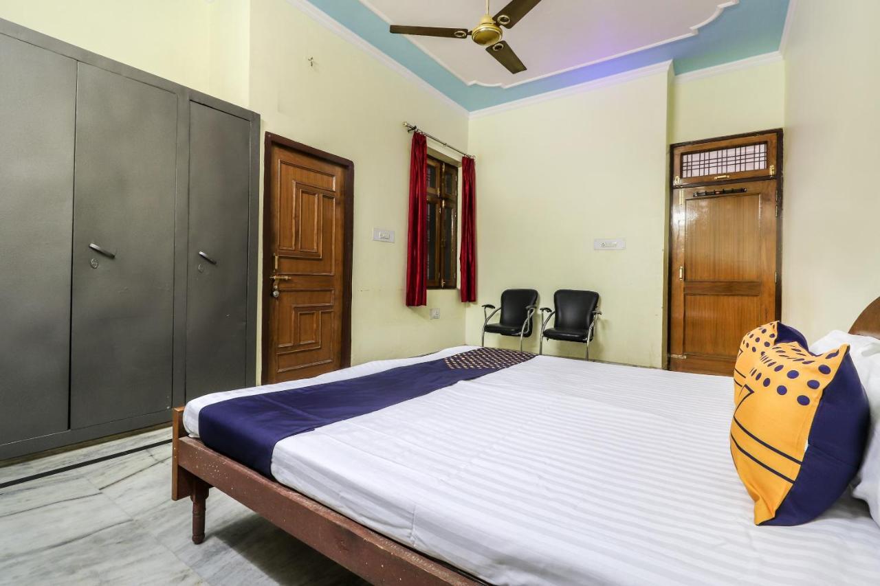 Spot On 70311 Rangoli Palace Hotel Лакнау Екстериор снимка